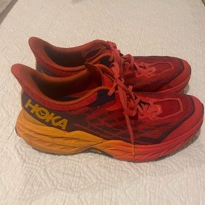 HOKA Speedgoat 5 size 11.5D